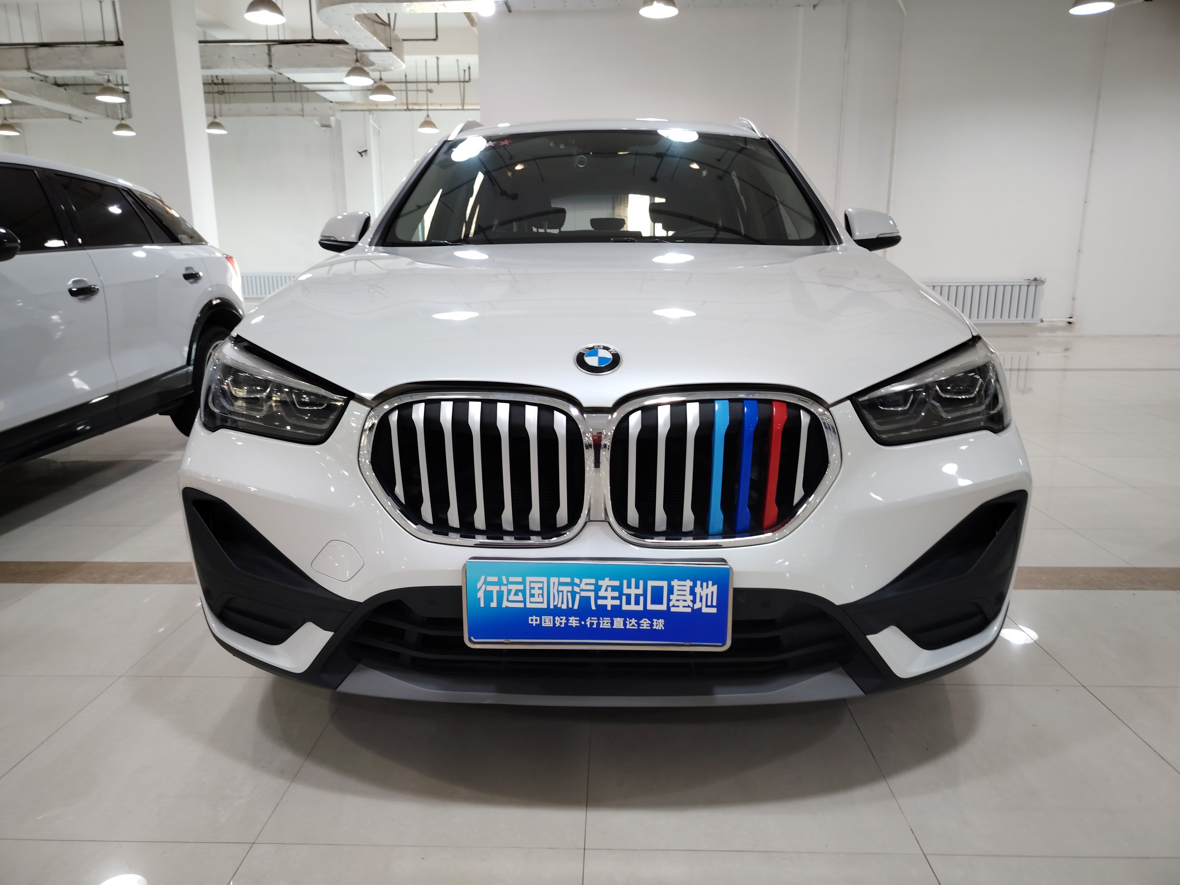 BMW6462ES（BMWX1）Автомобили с пробегом